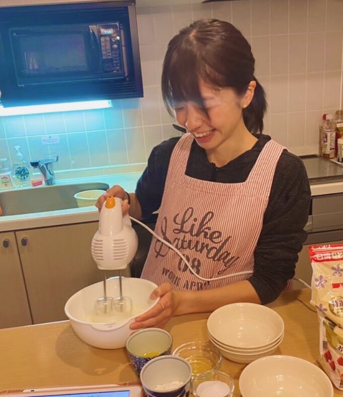 佐藤早也伽　ケーキ作り