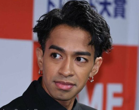 草間リチャード敬太　アッ