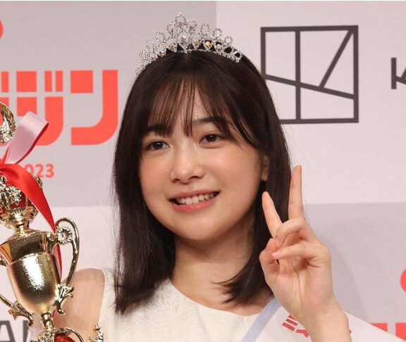 今森茉耶　ミスマガジン