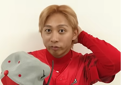 羽月隆太郎　金髪